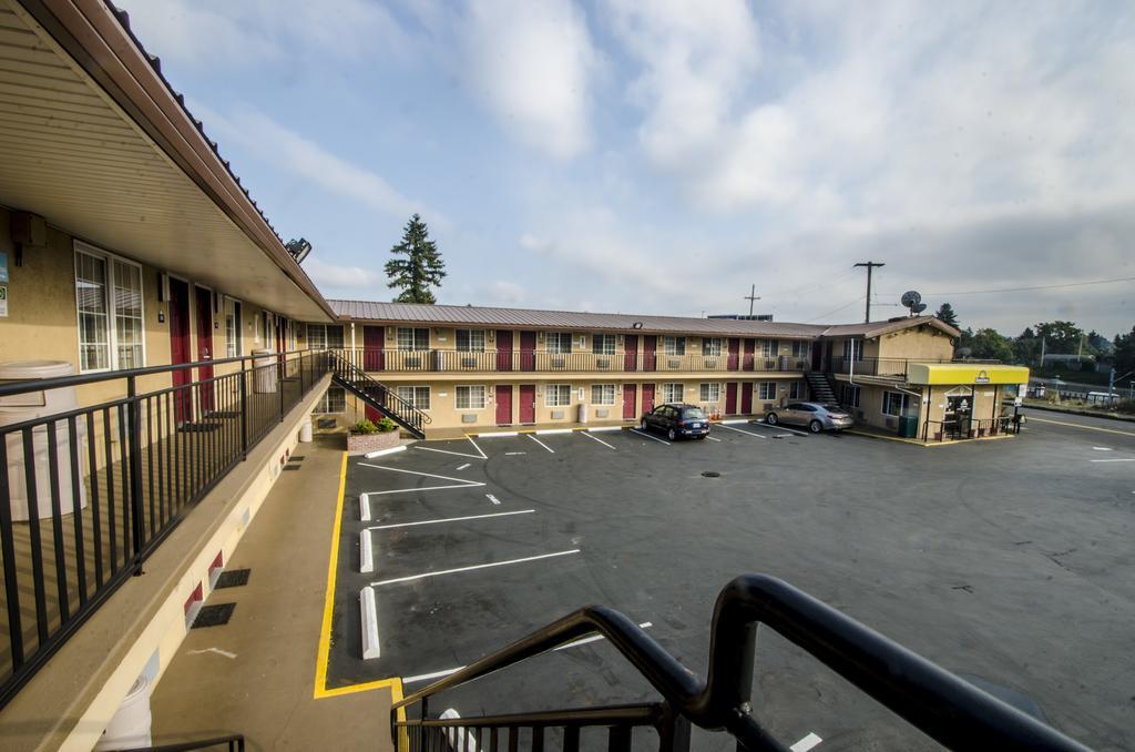 Days Inn By Wyndham Portland Central Esterno foto